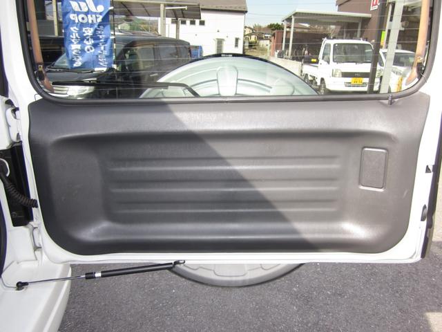 ジムニー ランドベンチャー　４ＷＤ／ターボ／シートヒーター／ＥＴＣ／フォグランプ／ドアミラーウインカー／ステアリングスイッチ／純正アルミホイール（32枚目）
