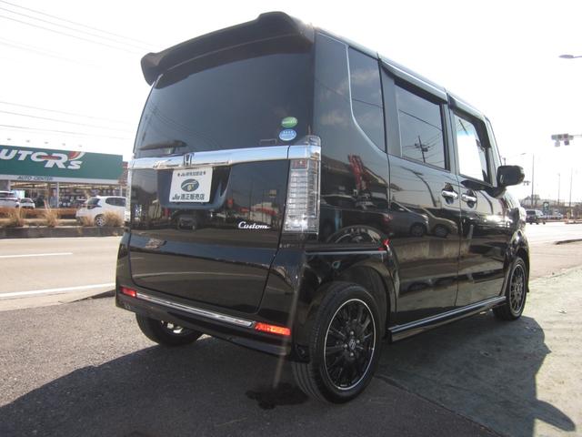 Ｎ－ＢＯＸカスタム Ｇ・ターボＬパッケージ　４ＷＤ／スマートキー／オートエアコン／フォグランプ／純正アルミホイール／衝突軽減ブレーキ／横滑り防止／リア両側オートスライド／クルーズコントロール／ＥＴＣ／シートヒーター／オートリトラクタブルミラー（6枚目）