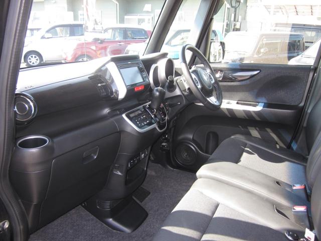 Ｎ－ＢＯＸカスタム Ｇ・ターボＬパッケージ　４ＷＤ／スマートキー／オートエアコン／フォグランプ／純正アルミホイール／衝突軽減ブレーキ／横滑り防止／リア両側オートスライド／クルーズコントロール／ＥＴＣ／シートヒーター／オートリトラクタブルミラー（29枚目）