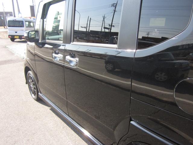 Ｎ－ＢＯＸカスタム Ｇ・ターボＬパッケージ　４ＷＤ／スマートキー／オートエアコン／フォグランプ／純正アルミホイール／衝突軽減ブレーキ／横滑り防止／リア両側オートスライド／クルーズコントロール／ＥＴＣ／シートヒーター／オートリトラクタブルミラー（47枚目）