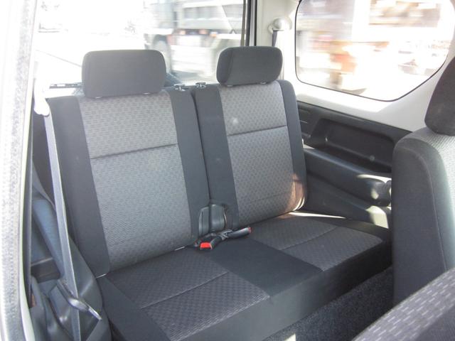 ジムニー ＸＣ　５速／４ＷＤ／ターボ／ルーフレール／フォグランプ／純正アルミホイール／ナビテレビ（16枚目）