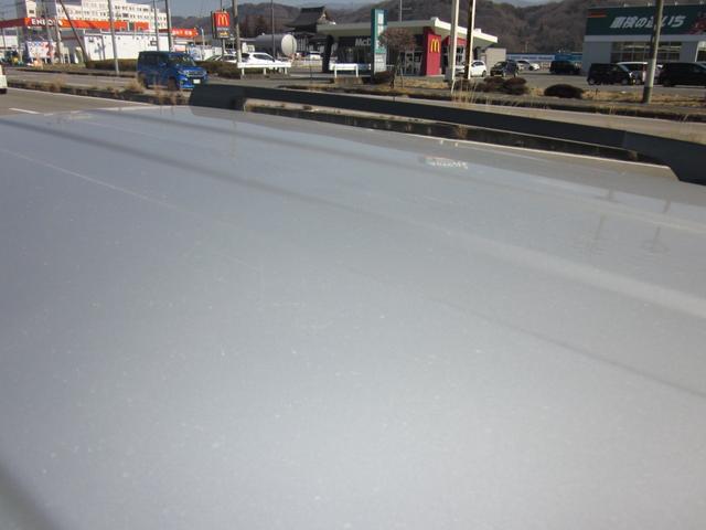 ジムニー ＸＣ　５速／４ＷＤ／ターボ／ルーフレール／フォグランプ／純正アルミホイール／ナビテレビ（52枚目）