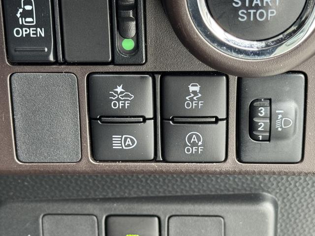 タンク Ｘ　Ｓ　バックカメラ付ＳＤナビ／ドラレコ／車検整備渡し　ドライブレコーダー　バックカメラ　オートライト　Ｂｌｕｅｔｏｏｔｈ　スライドドア　純正ナビ　プッシュスタート　衝突被害軽減システム　アイドリングストップ　横滑り防止機能　衝突安全ボディ（43枚目）