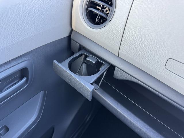 ワゴンＲ ＦＸ　ＣＤステレオ／シートヒーター／車検整備渡し　ＣＤプレーヤー［ＡＭ／ＦＭラジオ付］　シートヒーター　オートエアコン　アイドリングストップ　衝突安全ボディ　盗難防止システム　ＣＶＴ　４輪ＡＢＳ　キーレスエトリー（43枚目）