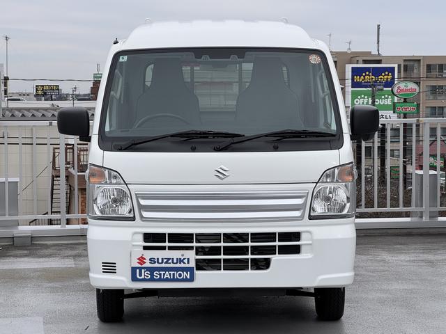スーパーキャリイ L パートタイム4WD/4AT 5型 衝突被害軽減システム 禁煙車 スズキセーフティーサポート 4WD 衝突被害軽減システム アイドリングストップ 横滑り防止機能 衝突安全ボディ オートライト(4枚目)