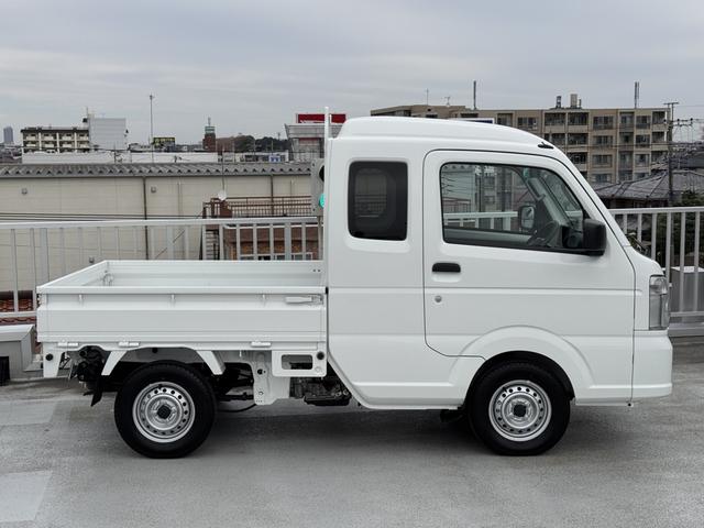スーパーキャリイ L パートタイム4WD/4AT 5型 衝突被害軽減システム 禁煙車 スズキセーフティーサポート 4WD 衝突被害軽減システム アイドリングストップ 横滑り防止機能 衝突安全ボディ オートライト(6枚目)