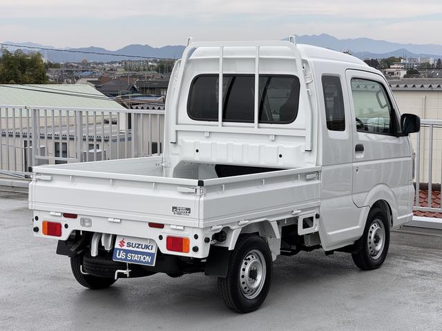 スーパーキャリイ L パートタイム4WD/4AT 5型 衝突被害軽減システム 禁煙車 スズキセーフティーサポート 4WD 衝突被害軽減システム アイドリングストップ 横滑り防止機能 衝突安全ボディ オートライト(7枚目)