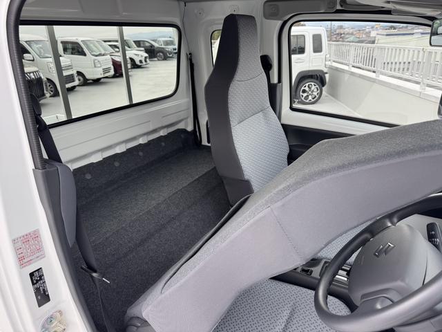 スーパーキャリイ L パートタイム4WD/4AT 5型 衝突被害軽減システム 禁煙車 スズキセーフティーサポート 4WD 衝突被害軽減システム アイドリングストップ 横滑り防止機能 衝突安全ボディ オートライト(31枚目)