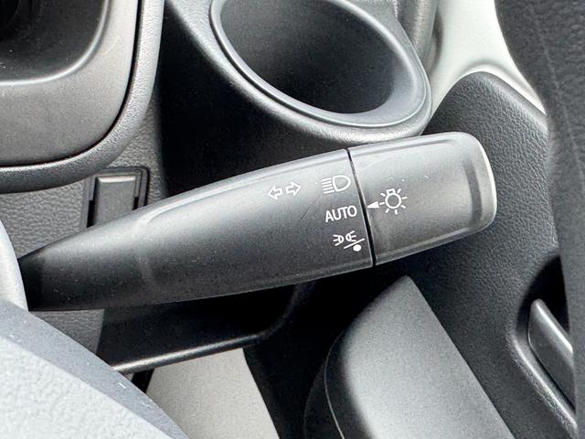 スーパーキャリイ L パートタイム4WD/4AT 5型 衝突被害軽減システム 禁煙車 スズキセーフティーサポート 4WD 衝突被害軽減システム アイドリングストップ 横滑り防止機能 衝突安全ボディ オートライト(37枚目)