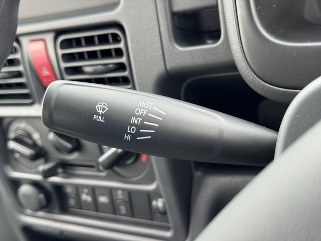 スーパーキャリイ L パートタイム4WD/4AT 5型 衝突被害軽減システム 禁煙車 スズキセーフティーサポート 4WD 衝突被害軽減システム アイドリングストップ 横滑り防止機能 衝突安全ボディ オートライト(38枚目)