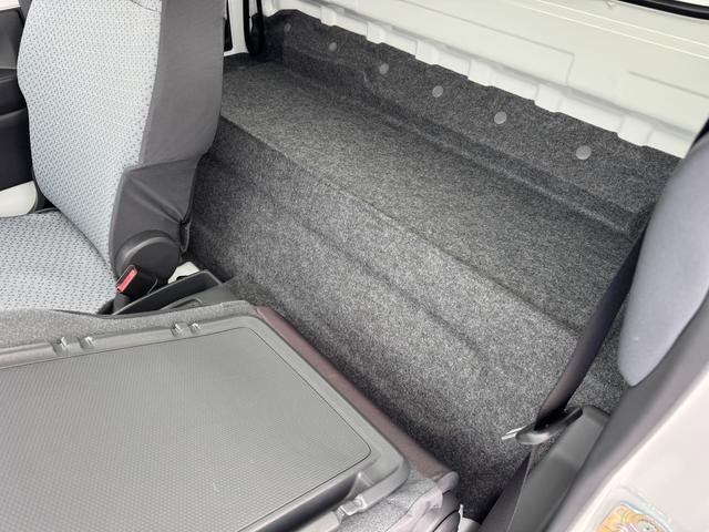 スーパーキャリイ L パートタイム4WD/4AT 5型 衝突被害軽減システム 禁煙車 スズキセーフティーサポート 4WD 衝突被害軽減システム アイドリングストップ 横滑り防止機能 衝突安全ボディ オートライト(45枚目)