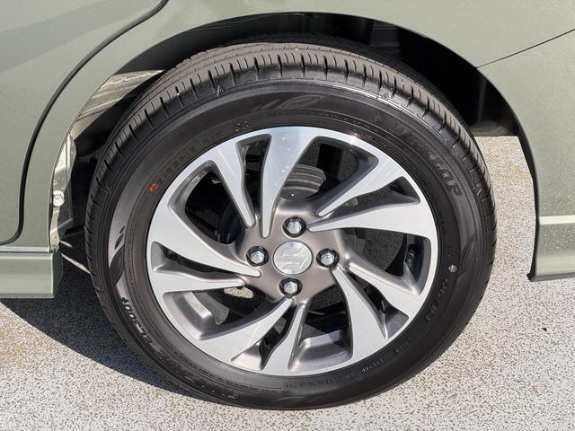 ソリオバンディット ＨＹＢＲＩＤ　ＳＶ　５ＡＧＳ　全方位モニタ用カメラＰＫＧ　全方位モニター用カメラパッケージ　オートライト　電動スライドドア　プッシュスタート　シートヒーター　オートエアコン　スズキセーフティーサポート　衝突被害軽減システム　アイドリングストップ　横滑り防止（16枚目）