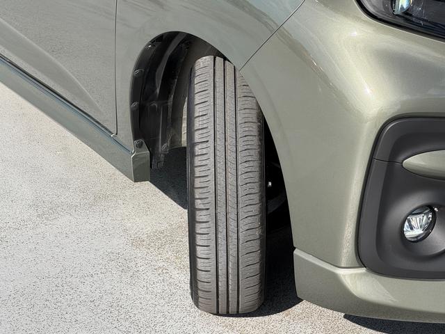 ソリオバンディット ＨＹＢＲＩＤ　ＳＶ　５ＡＧＳ　全方位モニタ用カメラＰＫＧ　全方位モニター用カメラパッケージ　オートライト　電動スライドドア　プッシュスタート　シートヒーター　オートエアコン　スズキセーフティーサポート　衝突被害軽減システム　アイドリングストップ　横滑り防止（17枚目）