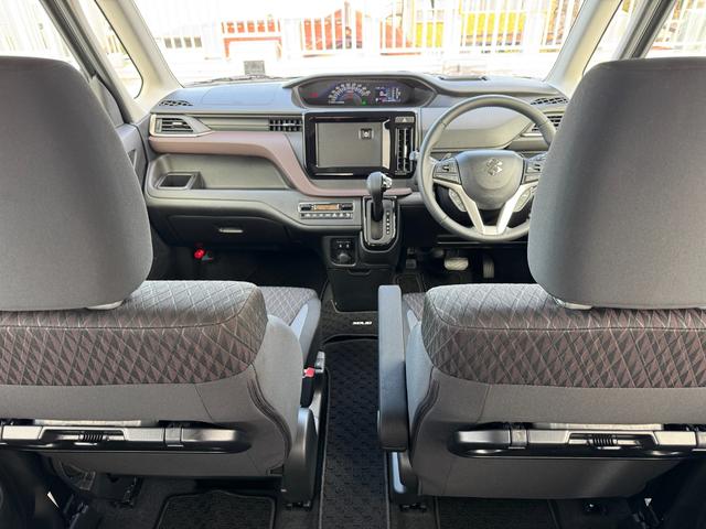 ソリオバンディット ＨＹＢＲＩＤ　ＳＶ　５ＡＧＳ　全方位モニタ用カメラＰＫＧ　全方位モニター用カメラパッケージ　オートライト　電動スライドドア　プッシュスタート　シートヒーター　オートエアコン　スズキセーフティーサポート　衝突被害軽減システム　アイドリングストップ　横滑り防止（31枚目）