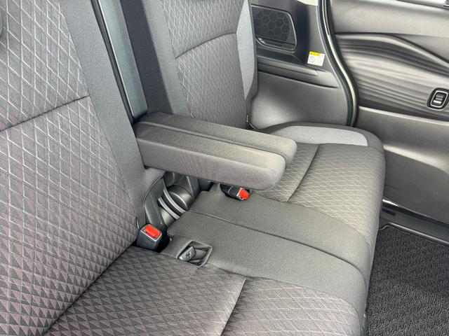 ソリオバンディット ＨＹＢＲＩＤ　ＳＶ　５ＡＧＳ　全方位モニタ用カメラＰＫＧ　全方位モニター用カメラパッケージ　オートライト　電動スライドドア　プッシュスタート　シートヒーター　オートエアコン　スズキセーフティーサポート　衝突被害軽減システム　アイドリングストップ　横滑り防止（57枚目）