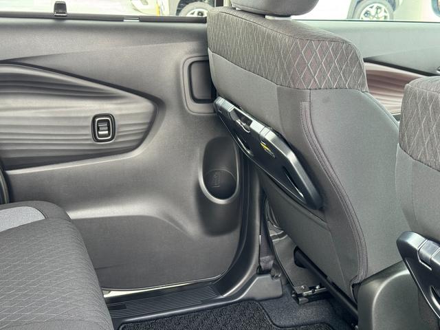 ソリオバンディット ＨＹＢＲＩＤ　ＳＶ　５ＡＧＳ　全方位モニタ用カメラＰＫＧ　全方位モニター用カメラパッケージ　オートライト　電動スライドドア　プッシュスタート　シートヒーター　オートエアコン　スズキセーフティーサポート　衝突被害軽減システム　アイドリングストップ　横滑り防止（65枚目）