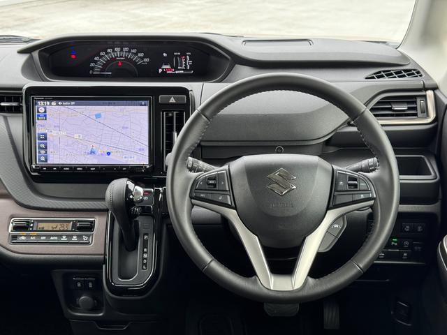 ソリオバンディット ＨＹＢＲＩＤ　ＭＶ　３型　ＤＳＢＳＩＩ／１０型メモリーナビ　デュアルセンサーブレーキサポートＩＩ　１０インチメモリーナビ　オートライト　Ｂｌｕｅｔｏｏｔｈ　電動スライドドア　電動パーキングブレーキ　プッシュスタート　シートヒーター　オートエアコン　禁煙車（27枚目）