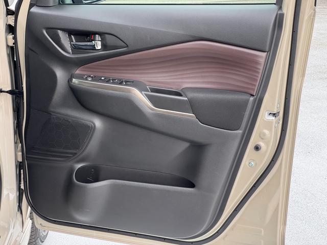 ソリオバンディット ＨＹＢＲＩＤ　ＭＶ　３型　ＤＳＢＳＩＩ／１０型メモリーナビ　デュアルセンサーブレーキサポートＩＩ　１０インチメモリーナビ　オートライト　Ｂｌｕｅｔｏｏｔｈ　電動スライドドア　電動パーキングブレーキ　プッシュスタート　シートヒーター　オートエアコン　禁煙車（65枚目）