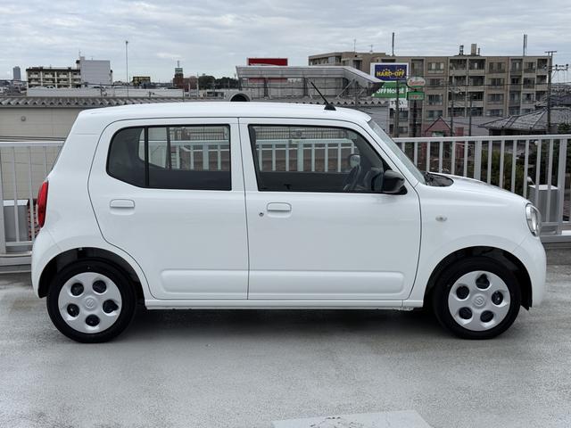 アルト L 衝突被害軽減S/シートヒーター/リヤパーキングセンサー オートライト シートヒーター スズキセーフティーサポート 衝突被害軽減システム アイドリングストップ 横滑り防止機能 衝突安全ボディ リヤパーキングセンサー(6枚目)