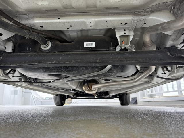 アルト L 衝突被害軽減S/シートヒーター/リヤパーキングセンサー オートライト シートヒーター スズキセーフティーサポート 衝突被害軽減システム アイドリングストップ 横滑り防止機能 衝突安全ボディ リヤパーキングセンサー(18枚目)