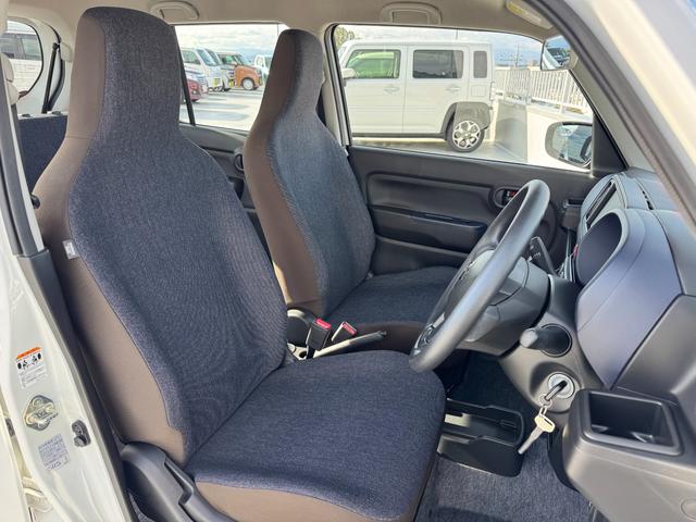 アルト L 衝突被害軽減S/シートヒーター/リヤパーキングセンサー オートライト シートヒーター スズキセーフティーサポート 衝突被害軽減システム アイドリングストップ 横滑り防止機能 衝突安全ボディ リヤパーキングセンサー(21枚目)