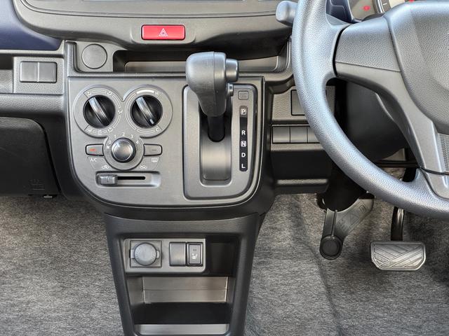 アルト L 衝突被害軽減S/シートヒーター/リヤパーキングセンサー オートライト シートヒーター スズキセーフティーサポート 衝突被害軽減システム アイドリングストップ 横滑り防止機能 衝突安全ボディ リヤパーキングセンサー(28枚目)