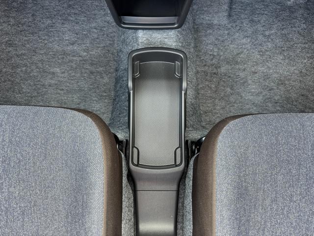 アルト L 衝突被害軽減S/シートヒーター/リヤパーキングセンサー オートライト シートヒーター スズキセーフティーサポート 衝突被害軽減システム アイドリングストップ 横滑り防止機能 衝突安全ボディ リヤパーキングセンサー(45枚目)