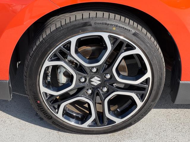 スイフトスポーツ ６ＡＴ　４型　バックアイカメラ付ナビ／ドラレコ／ＥＴＣ　ドライブレコーダー　バックカメラ　オートライト　Ｂｌｕｅｔｏｏｔｈ　純正ナビ　プッシュスタート　シートヒーター　オートエアコン　ＥＴＣ　スズキセーフティーサポート　衝突被害軽減システム　横滑り防止機能（15枚目）