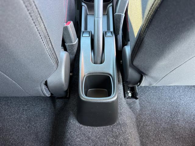 スイフトスポーツ ６ＡＴ　４型　バックアイカメラ付ナビ／ドラレコ／ＥＴＣ　ドライブレコーダー　バックカメラ　オートライト　Ｂｌｕｅｔｏｏｔｈ　純正ナビ　プッシュスタート　シートヒーター　オートエアコン　ＥＴＣ　スズキセーフティーサポート　衝突被害軽減システム　横滑り防止機能（54枚目）