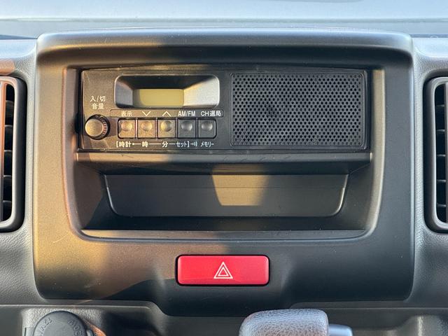 エブリイ PA 4WD 4AT 6型 スズキセーフティサポート オートライト スライドドア スズキセーフティーサポート 4WD 衝突被害軽減システム 横滑り防止機能 衝突安全ボディ エアコン パワステ(27枚目)