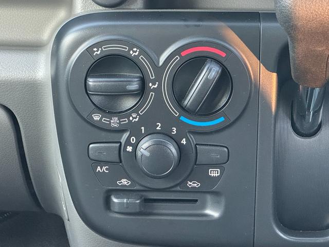 エブリイ PA 4WD 4AT 6型 スズキセーフティサポート オートライト スライドドア スズキセーフティーサポート 4WD 衝突被害軽減システム 横滑り防止機能 衝突安全ボディ エアコン パワステ(28枚目)