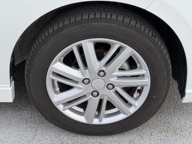 ソリオ HYBRID MX 全方位モニタ付ナビ/ETC 車検整備渡し 全方位モニター付ナビ オートライト 電動スライドドア(後席左) プッシュスタート シートヒーター オートエアコン スズキセーフティーサポート 衝突被害軽減システム アイドリングストップ 横滑り防止機能(14枚目)