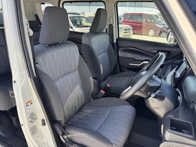 ソリオ HYBRID MX 全方位モニタ付ナビ/ETC 車検整備渡し 全方位モニター付ナビ オートライト 電動スライドドア(後席左) プッシュスタート シートヒーター オートエアコン スズキセーフティーサポート 衝突被害軽減システム アイドリングストップ 横滑り防止機能(24枚目)