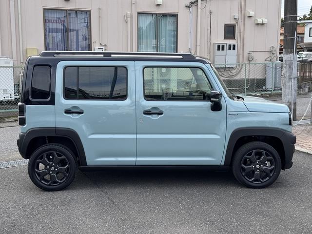 ハスラー タフワイルドターボ　３型　スズキセーフティーサポート　オートライト　プッシュスタート　シートヒーター　オートエアコン　スズキセーフティーサポート　衝突被害軽減システム　アイドリングストップ　横滑り防止機能　衝突安全ボディ　盗難防止システム（6枚目）