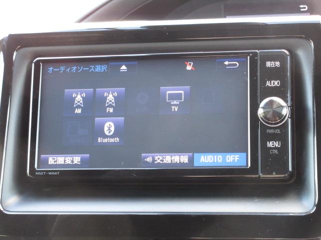 ノア G 7人乗り ドライブレコーダー バックカメラ付メモリーナビ ドライブレコーダー バックカメラ オートライト Bluetooth スライドドア 純正ナビ プッシュスタート シートヒーター オートエアコン ETC 衝突被害軽減システム アイドリングストップ(17枚目)