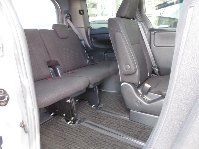 ノア G 7人乗り ドライブレコーダー バックカメラ付メモリーナビ ドライブレコーダー バックカメラ オートライト Bluetooth スライドドア 純正ナビ プッシュスタート シートヒーター オートエアコン ETC 衝突被害軽減システム アイドリングストップ(32枚目)