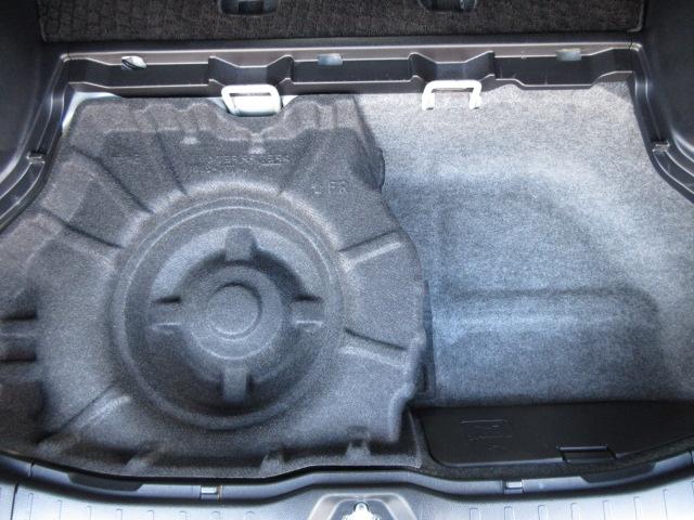 ノア G 7人乗り ドライブレコーダー バックカメラ付メモリーナビ ドライブレコーダー バックカメラ オートライト Bluetooth スライドドア 純正ナビ プッシュスタート シートヒーター オートエアコン ETC 衝突被害軽減システム アイドリングストップ(36枚目)