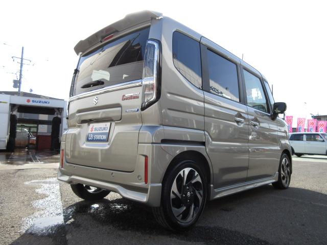 スペーシアカスタム カスタム　ＨＹＢＲＩＤ　ＸＳ　コネクト対応全方位カメラ付ナビ　オートライト　Ｂｌｕｅｔｏｏｔｈ　スライドドア　純正ナビ　プッシュスタート　シートヒーター　オートエアコン　スズキセーフティーサポート　衝突被害軽減システム　アイドリングストップ　横滑り防止機能（8枚目）