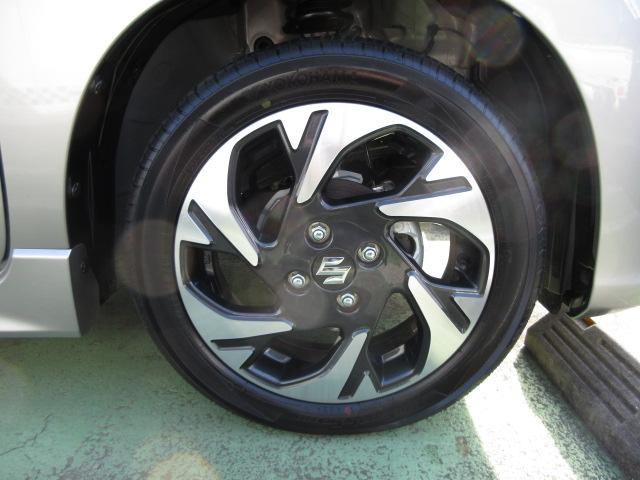 スペーシアカスタム カスタム　ＨＹＢＲＩＤ　ＸＳ　コネクト対応全方位カメラ付ナビ　オートライト　Ｂｌｕｅｔｏｏｔｈ　スライドドア　純正ナビ　プッシュスタート　シートヒーター　オートエアコン　スズキセーフティーサポート　衝突被害軽減システム　アイドリングストップ　横滑り防止機能（12枚目）