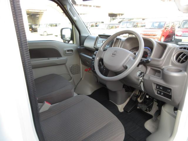 ＮＶ１００クリッパーバン ＧＸターボ　フルタイム４ＷＤ　ハイルーフ　オートライト　スライドドア　４ＷＤ　衝突被害軽減システム　横滑り防止機能　衝突安全ボディ（2枚目）