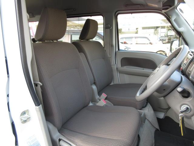 ＮＶ１００クリッパーバン ＧＸターボ　フルタイム４ＷＤ　ハイルーフ　オートライト　スライドドア　４ＷＤ　衝突被害軽減システム　横滑り防止機能　衝突安全ボディ（3枚目）