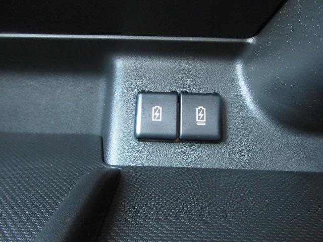 スペーシア ギア　ＨＹＢＲＩＤ　ＸＺターボ　全方位カメラ付ナビ装着車　オートライト　Ｂｌｕｅｔｏｏｔｈ　スライドドア　純正ナビ　プッシュスタート　シートヒーター　オートエアコン　スズキセーフティーサポート　衝突被害軽減システム　アイドリングストップ　横滑り防止機能（24枚目）