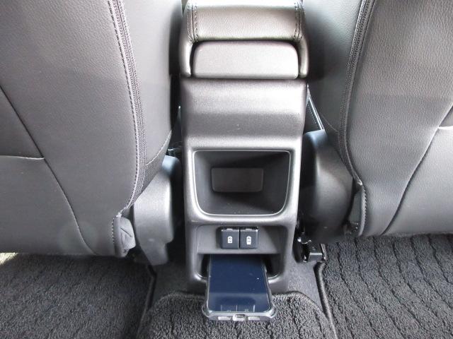 フロンクス ２ＷＤ　全方位カメラ付ナビ装着車　ＤＳＢＳＩＩ　１型　オートライト　Ｂｌｕｅｔｏｏｔｈ　純正ナビ　プッシュスタート　シートヒーター　オートエアコン　スズキセーフティーサポート　衝突被害軽減システム　アイドリングストップ　横滑り防止機能　衝突安全ボディ（42枚目）