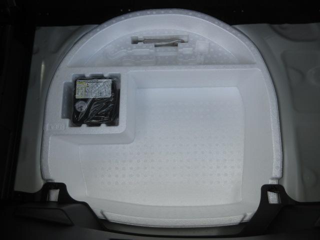 フロンクス ２ＷＤ　全方位カメラ付ナビ装着車　ＤＳＢＳＩＩ　１型　オートライト　Ｂｌｕｅｔｏｏｔｈ　純正ナビ　プッシュスタート　シートヒーター　オートエアコン　スズキセーフティーサポート　衝突被害軽減システム　アイドリングストップ　横滑り防止機能　衝突安全ボディ（47枚目）