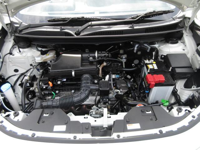 フロンクス ２ＷＤ　全方位カメラ付ナビ装着車　ＤＳＢＳＩＩ　１型　オートライト　Ｂｌｕｅｔｏｏｔｈ　純正ナビ　プッシュスタート　シートヒーター　オートエアコン　スズキセーフティーサポート　衝突被害軽減システム　アイドリングストップ　横滑り防止機能　衝突安全ボディ（57枚目）