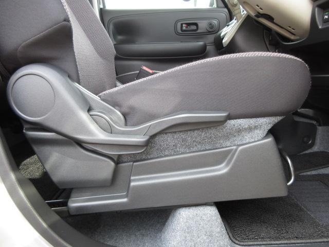 ワゴンＲスマイル ＨＹＢＲＩＤ　Ｓ　コネクト対応全方位カメラ付ナビ装着車　３型　オートライト　Ｂｌｕｅｔｏｏｔｈ　スライドドア　純正ナビ　プッシュスタート　シートヒーター　オートエアコン　スズキセーフティーサポート　衝突被害軽減システム　アイドリングストップ　横滑り防止機能（36枚目）