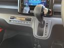 カスタムＺ　ＨＹＢＲＩＤ　ＺＴ　コネクト対応ＤＡ　４型　オートライト　Ｂｌｕｅｔｏｏｔｈ　プッシュスタート　シートヒーター　オートエアコン　スズキセーフティーサポート　衝突被害軽減システム　アイドリングストップ　横滑り防止機能　盗難防止システム（43枚目）