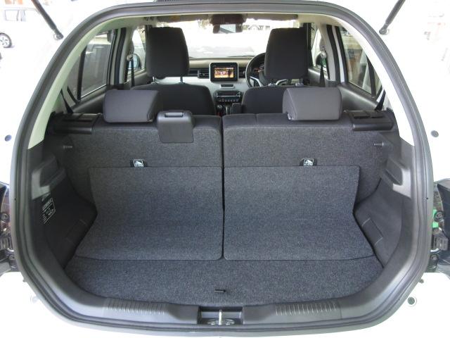 ラゲッジスペース（シェルフを外した状態）☆無料保証付き販売車です！　☆全国どこへでも！　陸送可能（有料）ですので、県外の方も是非ご相談ください！