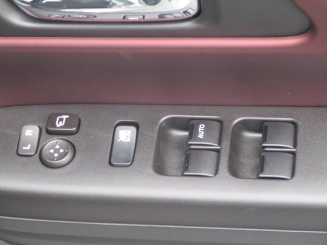 スペーシアカスタム カスタム　ＨＹＢＲＩＤ　ＸＳターボ　オートライト　スライドドア　プッシュスタート　シートヒーター　オートエアコン　スズキセーフティーサポート　衝突被害軽減システム　アイドリングストップ　衝突安全ボディ　盗難防止システム（37枚目）