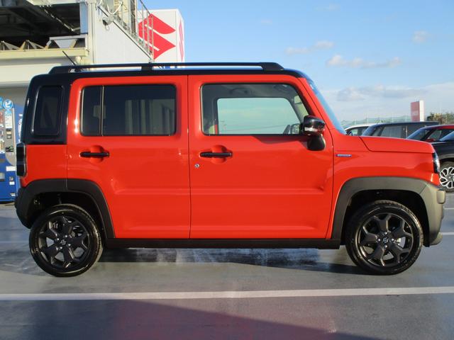 ハスラー タフワイルド　デュアルカメラブレーキサポート　オートライト　プッシュスタート　シートヒーター　オートエアコン　スズキセーフティーサポート　衝突被害軽減システム　アイドリングストップ　衝突安全ボディ　盗難防止システム（4枚目）